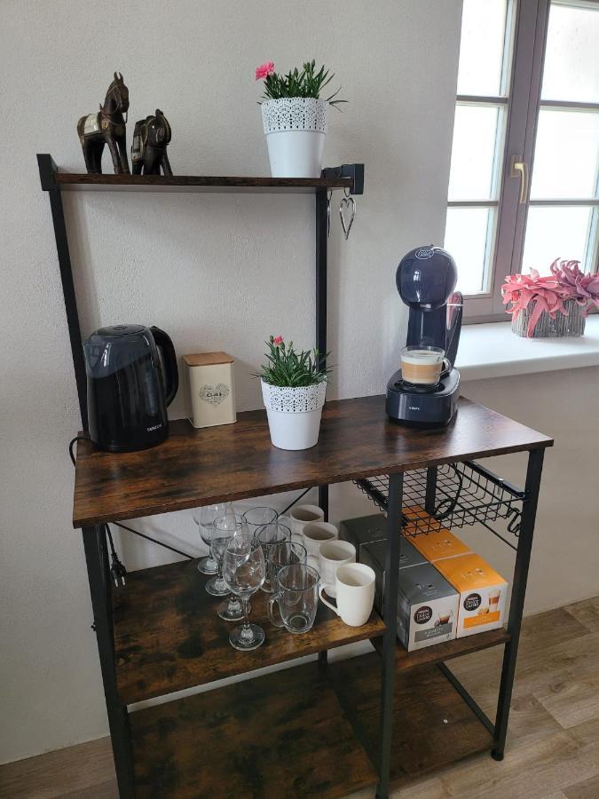 Chateau Moravany - Apartmany, Teepee A Wellness Ronow an der Doubrava Екстериор снимка