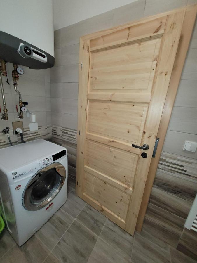 Chateau Moravany - Apartmany, Teepee A Wellness Ronow an der Doubrava Екстериор снимка