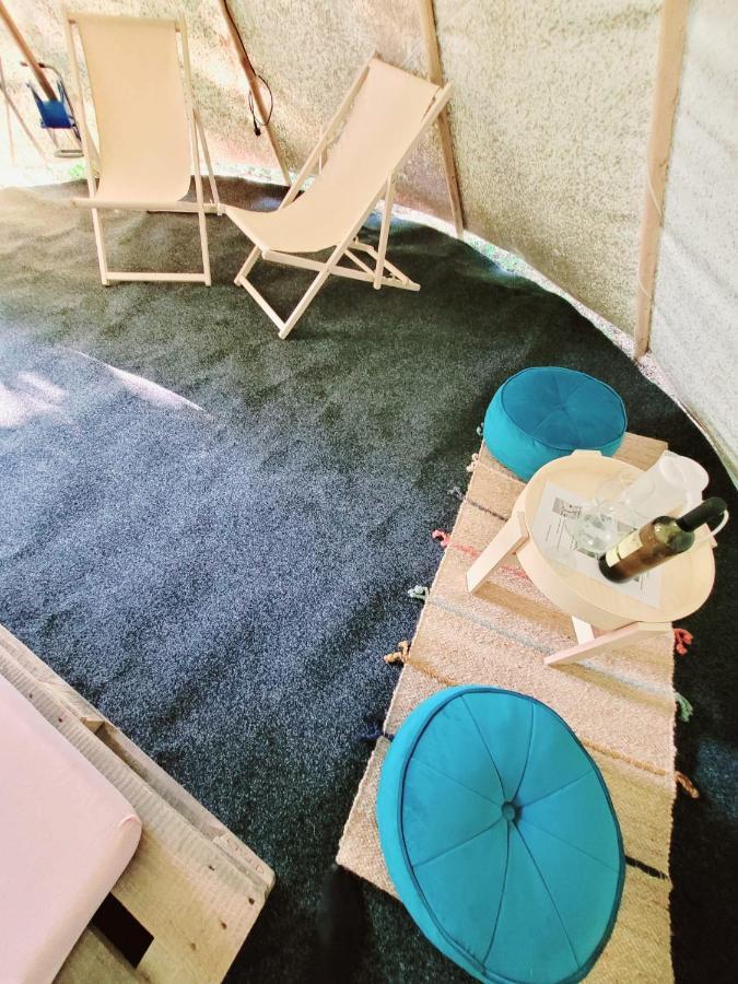Chateau Moravany - Apartmany, Teepee A Wellness Ronow an der Doubrava Екстериор снимка