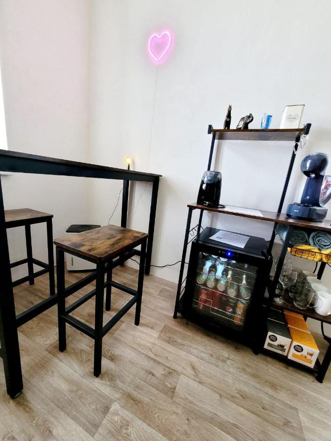 Chateau Moravany - Apartmany, Teepee A Wellness Ronow an der Doubrava Екстериор снимка